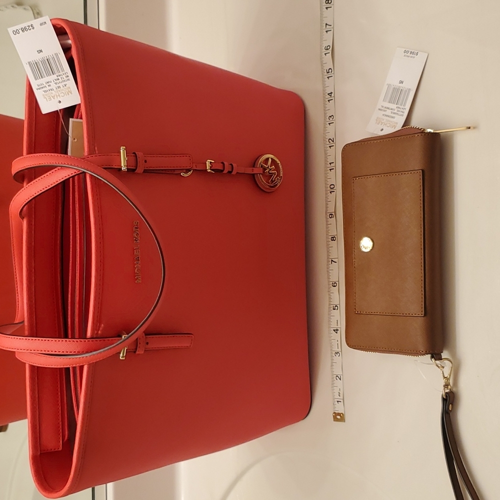 Michael Kors Jet Set Travel Laptop Tote with Matching Wallet
